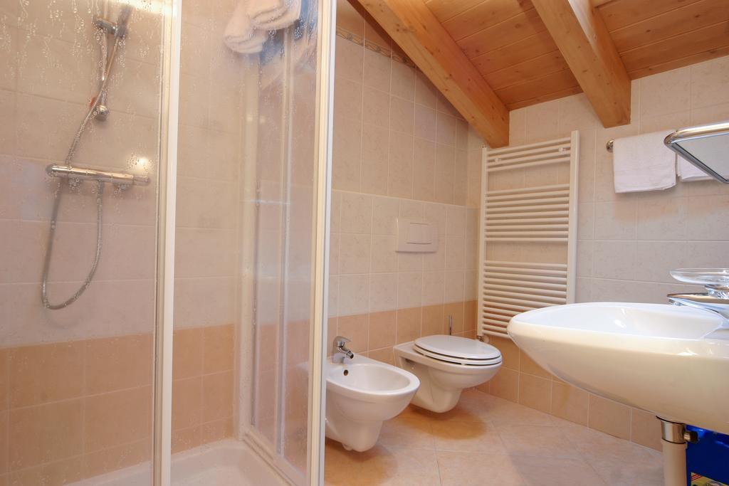 Chalet Li Baita Genny Livigno Phòng bức ảnh